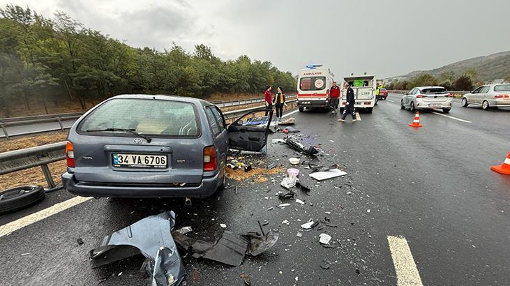 Düzce’de zincirleme kaza: 1 meyyit, 2 yaralı 1 duzcede zincirleme kaza 1 meyyit 2 yarali hLa1bJ8D