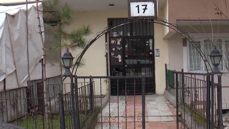 Eşini 57 bıçak darbesiyle öldürdü! Sözünde olay anına ait ayrıntılar şoke etti 1 esini 57 bicak darbesiyle oldurdu sozunde olay anina ait ayrintilar soke etti LZniV8zw