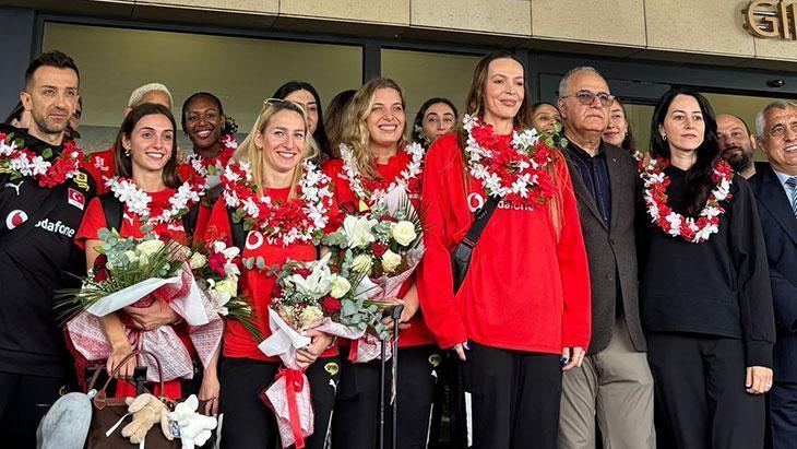 Filenin Sultanları'nda Gizem Örge: 'Almadığımız bir tek olimpiyat madalyası kaldı' 1 filenin sultanlarinda gizem orge almadigimiz bir tek olimpiyat madalyasi kaldi