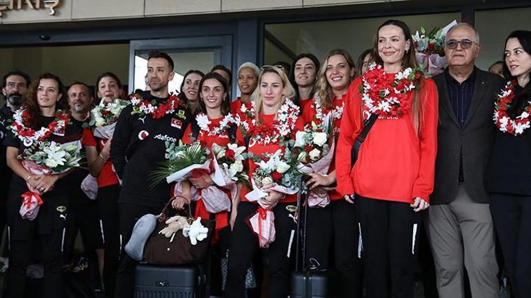 Filenin Sultanları'nda yeni maksat 2028 Olimpiyatları! 2 filenin sultanlarinda yeni maksat 2028 olimpiyatlari 0 DO4NhLrJ