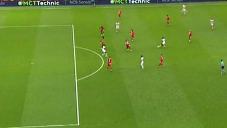 Galatasaray-Rizespor maçı sonrası eski hakemler durumları değerlendirdi! 'VAR kararı gerçek' 2 galatasaray rizespor maci sonrasi eski hakemler durumlari degerlendirdi var karari gercek 0 9mDFNHSw