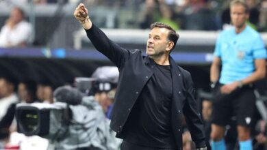 galatasarayda okan buruk faturayi kesti yildiz isim kulubeye WSwyn4m5