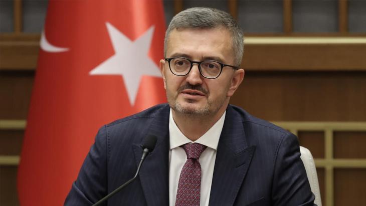 iletisim baskani burhanettin durandan milli ekiplere tebrik