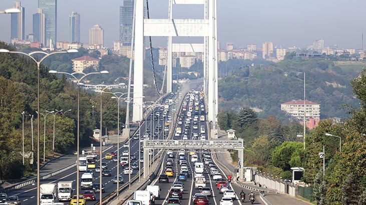 istanbulda haftanin ucuncu is gununde trafik yogunlugu yuzde 72ye cikti Gv5a4lQa