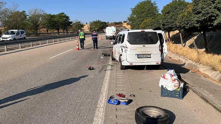İzmir-Ankara yolunda aile faciası! Anne ve baba öldü, çocuklar yaralı 2 izmir ankara yolunda aile faciasi anne ve baba oldu cocuklar yarali 0 D9WGhgqY