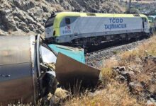 malatyada iki yuk treni bas basa carpisti UW7EjywI