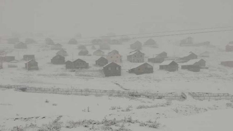 manzaralar bugun cekildi her yer karla kaplandi kalinlik 20 santimetreyi buldu 1