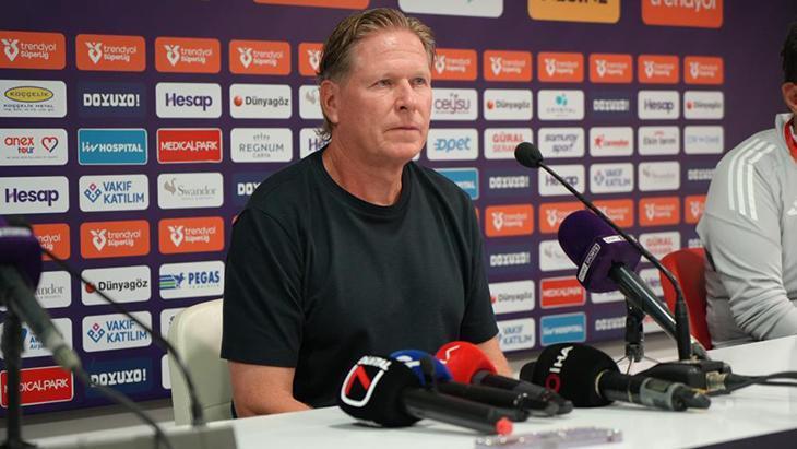 Markus Gisdol: Lige sahiden çok sıkıntı bir fikstürle başladık! 1 markus gisdol lige sahiden cok sikinti bir fiksturle basladik AkKWCzab