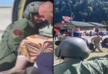 msb rizede selde mahsur kalanlarin helikopterle tahliye imgelerini paylasti 66sDyAYR