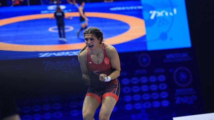 nesrin bas dunya gures sampiyonasinda gumus madalya aldi