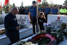 sehit polis seyda yilmaz sivasta kabri basinda anildi biM5AjUS