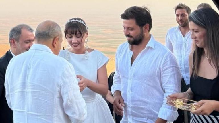 Sevda Erginci sevgilisi Efe Saydut ile Mardin'de nişanlandı! İşte keyifli günden birinci kareler 2 sevda erginci sevgilisi efe saydut ile mardinde nisanlandi iste keyifli gunden birinci kareler 0 lWB1kZVL
