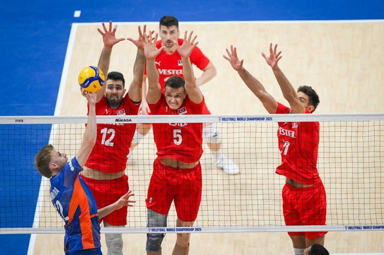 son dakika filenin efelerinin ceyrek finalde veda etti polonya macina hakem kararlari damga