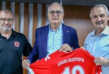 sungurluda voleybol atilimi gaye efeler ligi 33YRsrUt