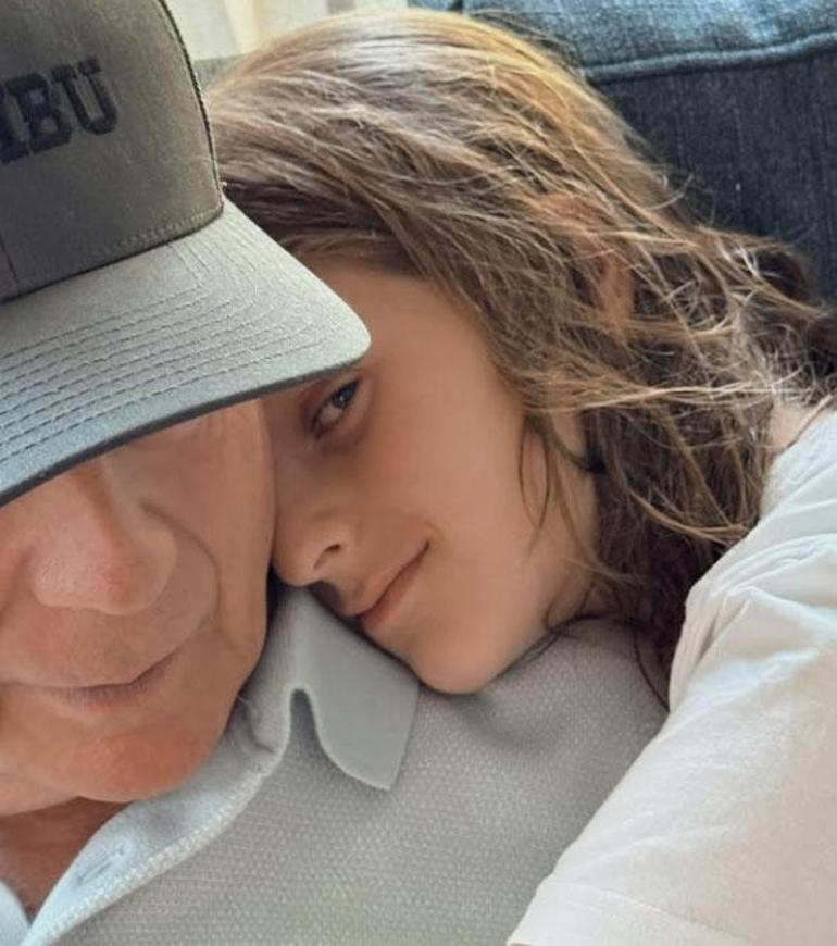 Tenkitlerin maksadı olmuştu! Bruce Willis'in eşi tartışmalı kararın sebebini açıkladı 3 tenkitlerin maksadi olmustu bruce willisin esi tartismali kararin sebebini acikladi 1 XUIKFEOB