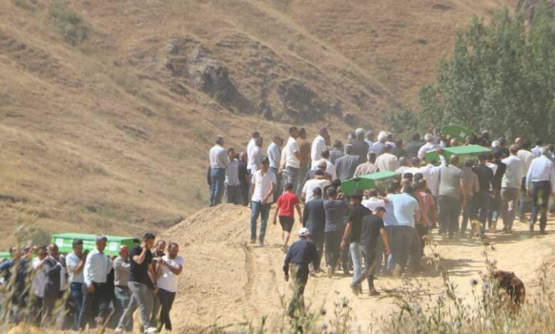 Tıpkı aileden 5 kişi feci formda can verdi! Kahreden düğün ayrıntısı ortaya çıktı 1 tipki aileden 5 kisi feci formda can verdi kahreden dugun ayrintisi ortaya cikti xLLGGsUp