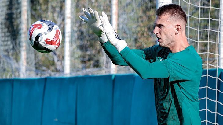 Trabzonspor'da Uğurcan Çakır'ın alternatifi muhakkak oldu! 1 trabzonsporda ugurcan cakirin alternatifi muhakkak oldu nNIrNtBk