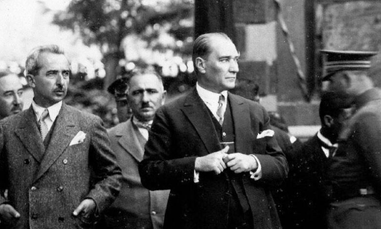 ‘Ve Mavi Gözleri Çakmak Çakmaktı’ 1 ve mavi gozleri cakmak cakmakti CAlRzmNA